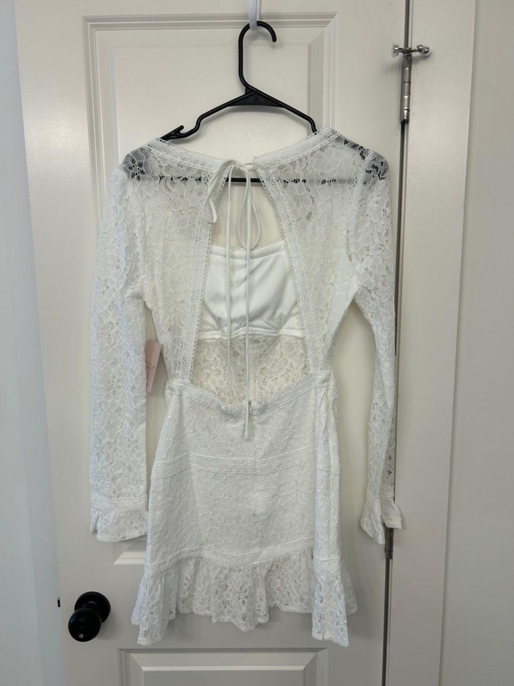 Birdy Grey White Lace Long Sleeve Mini Dress - Picture 4 of 4